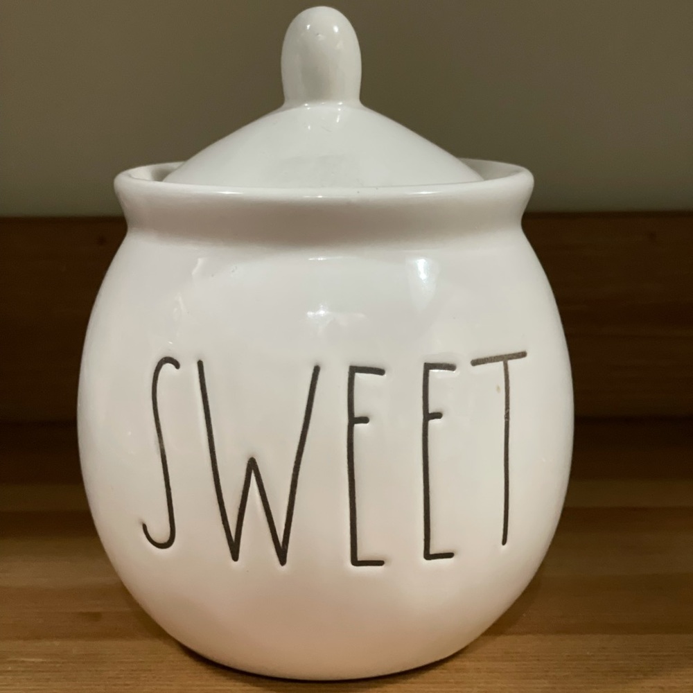 Rae Dunn sugar bowl